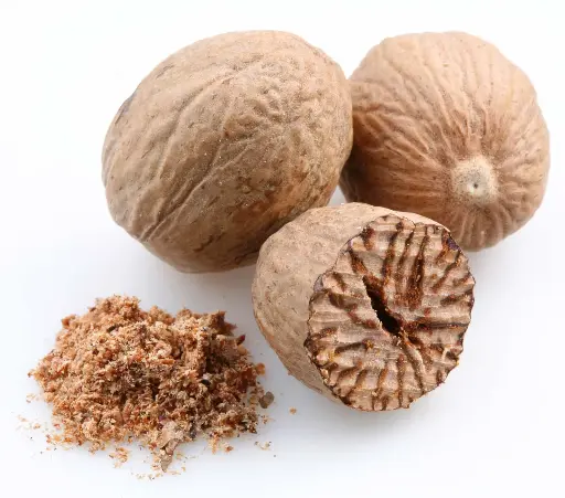 WHOLE AFRICAN NUTMEGS